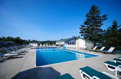 Trenton RV Rental | Relax at Narrows Too Camping Resort with Oceanfront Views