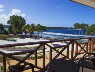 Port Vila Resort | Experience Nasama Resort: Oceanfront Retreat with Spa & Pool