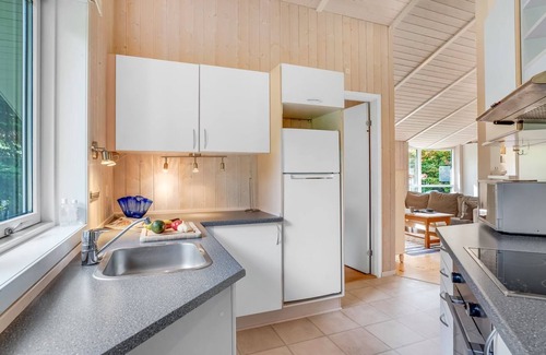 Bøtø By House | "Nashota" - 600m from the sea by Interhome