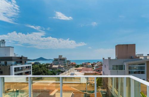 Sao Jose Apartment | Cozy Nassau 203 Apartment Near the Beach with Pool Access