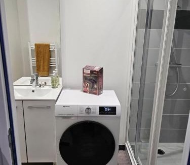 Beauvais Apartment | Family-Friendly Nasso F1 with Exceptional 9.2/10 Rating