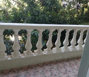 Santa Ana Hotel | Relax at Nassim Hotel and Beach Resort with Ocean Views