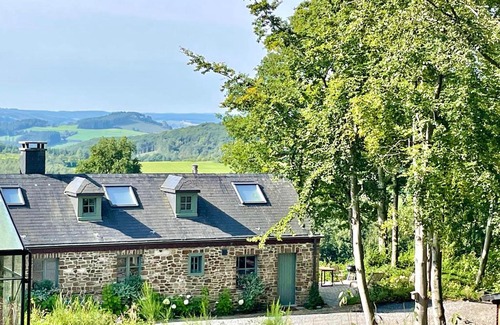 Nassogne House | Experience Nassogreen - Le Cottage: Family-Friendly Retreat