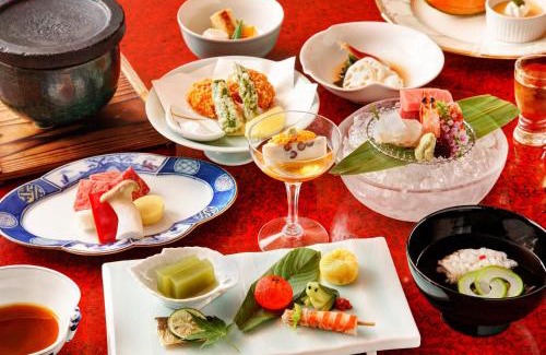 Shinkashio Onsen Hotel | Indulge at Nasu Onsen Sanraku - 5-Star Hot Tub Retreat