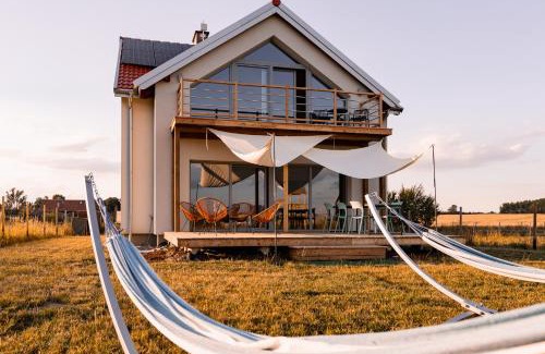 Blanki House | Unwind at Nasz Tatarak: Private Beach & Ocean Views
