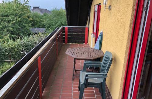 Huenfeld Apartment | Cozy Wood Comfort in Hesse's Kegelspiel - Family Friendly