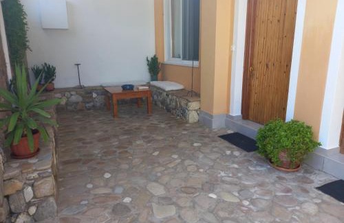 Agios Georgios Pagon House | Oceanfront Natassa House 1: Rated 9.1/10 by Guests
