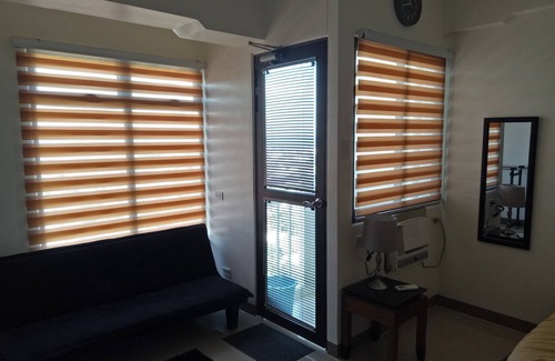 Mabolo Apartment | Affordable Stay at Natchel's Place with Pool & Kitchen