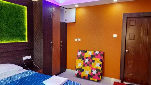 Puri Apartment | Oceanfront Bliss at Nath's Residency with Pool and Spa