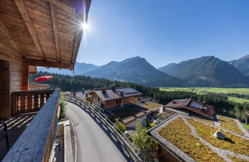 Schonbach House | Explore Nationalpark Chalet Rainerhorn with Family-Friendly Amenities