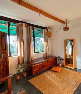 Bir House | Natives Bir - a cozy mountain cabin with rustic charm