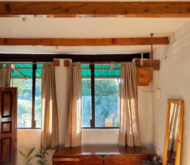 Bir House | Natives Bir - a cozy mountain cabin with rustic charm