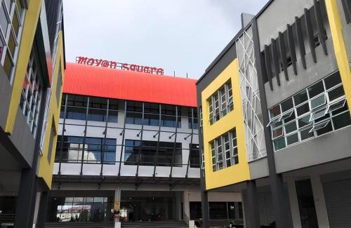 Kuching House | Cozy Natol Homestay with Breakfast in Moyan Batu Kawa