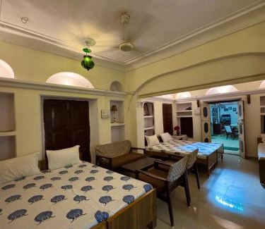 Ajmer House | Pet Friendly Natraj Guest House with Great Amenities