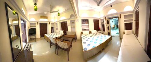 Ajmer House | Pet Friendly Natraj Guest House with Great Amenities