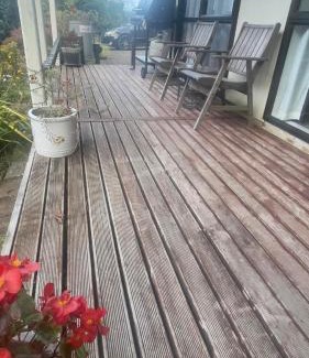 Te Kuiti House | Escape to Natthakan Heights: Oceanfront Bliss Awaits