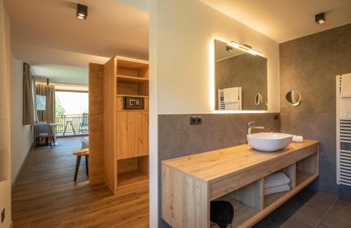 Verdines Hotel | Top-Rated Natur Residence Kaiser Hans with Oceanfront Amenities