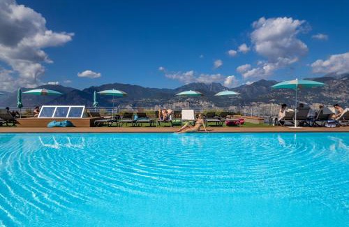Malcesine Hotel | Relax at Natur Resort Panorama: 4-Star Oceanfront Escape