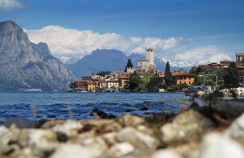 Malcesine Hotel | Relax at Natur Resort Panorama: 4-Star Oceanfront Escape