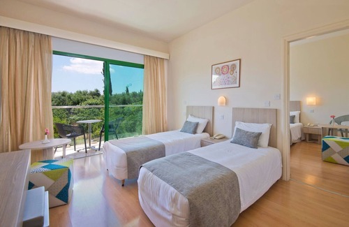 Polis Hotel | Relaxing Natura Beach Hotel and Villas with Ocean View & Spa