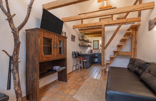 Gornji Petrovci Ski Chalet | Cozy Natural Chalet Konopljina Iža in Križevci, Slovenia