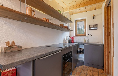 Gornji Petrovci Ski Chalet | Cozy Natural Chalet Konopljina Iža in Križevci, Slovenia