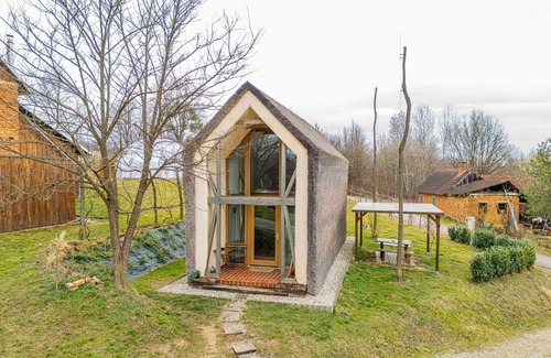 Gornji Petrovci Ski Chalet | Cozy Natural Chalet Konopljina Iža in Križevci, Slovenia