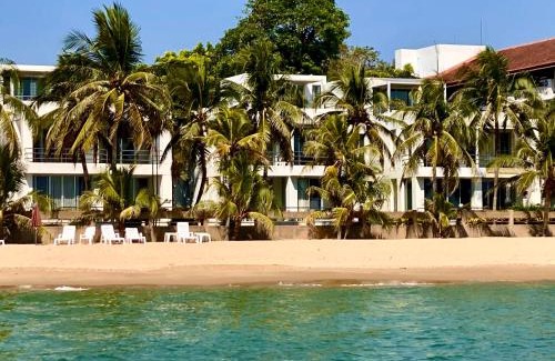 Chakphong House | Beachfront Samet House with Pool and Ocean View