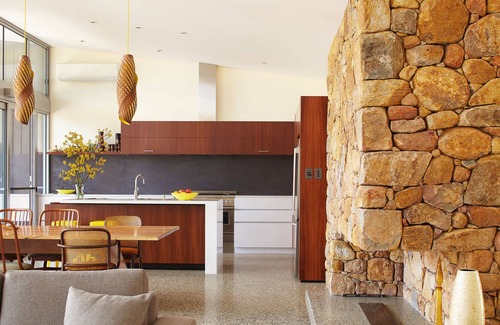 Yallingup House | Nature-Inspired Retreat at Naturally Kinfauns - 10/10 Rated