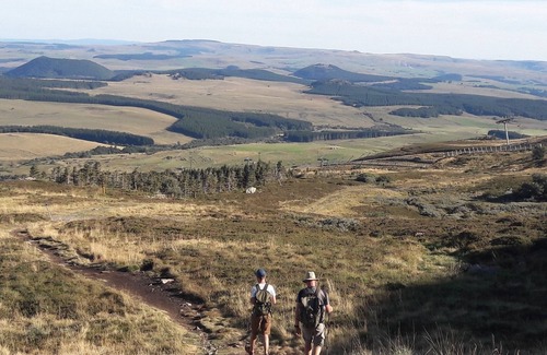 Picherande House | Experience Nature and Mountains in Auvergne - Pet Friendly!