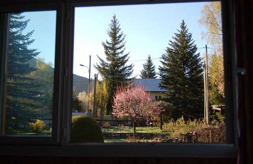 Ancelle Ski Chalet | Experience Nature and Sunshine with Lake Views & Spa Amenities