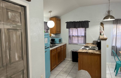 Inglis House | Nature Coast Inn and Cottages: Family-Friendly Retreat