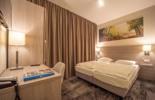 Geulhem Hotel | Nature Escape in Relaxing Room Near Museum aan het Vrijthof - 15 min drive