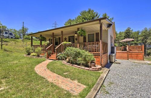 Wytheville House | Nature Escape in Wytheville with Hot Tub & Spa Amenities