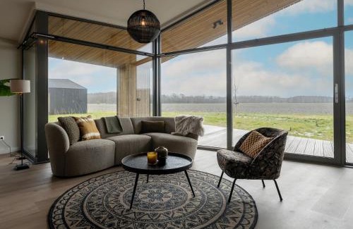 Wissenkerke House | Delightful Holiday Home with Garden for Families