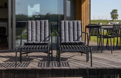 Wissenkerke House | Delightful Holiday Home with Garden for Families