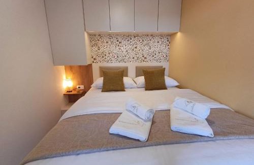 Dane House | Top-Rated Resort in Lužarji with Oceanfront Views
