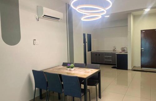 Jawa Apartment | Relax in Nature Green View @ Kinta Riverfront - 4 Star Stay