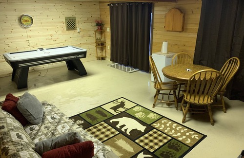 Atlanta House | Nature Lover's Retreat: Lake Access, Trails & Pet-Friendly