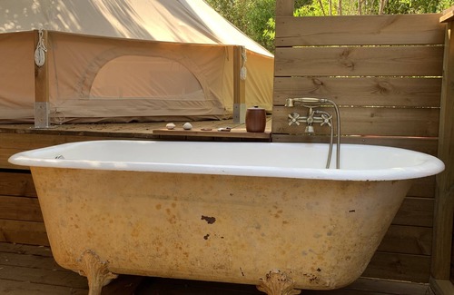 Coti-Chiavari RV Rental | Serene Nature Retreat in Corsica with Ocean Views