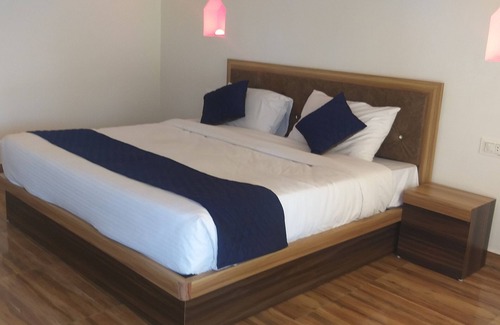 Village Hokra Hotel | Relaxing Nature Resort with Pool and Spa Amenities