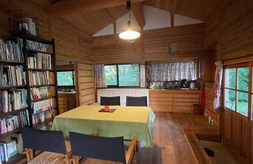 Kokonoe House | Nature Retreat: Explore Forest Trails and Stargazing Bliss