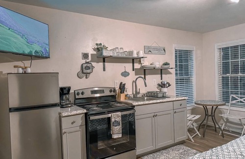 Cave Spring Cabin | Escape to Nature's Cedar Creek Getaway with Family-Friendly Perks
