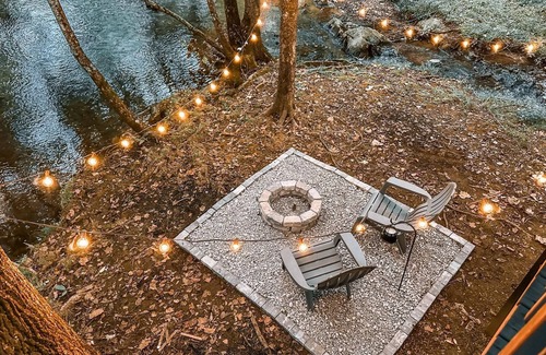 Cave Spring Cabin | Escape to Nature's Cedar Creek Getaway with Family-Friendly Perks