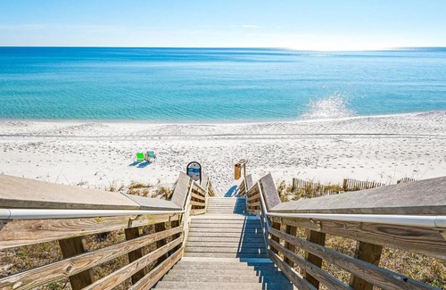Santa Rosa Beach House | NatureBerry: Family-Friendly Retreat with Pool & Hot Tub