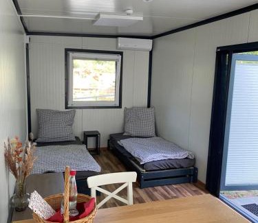 Leutershausen Other | Naturerlebnis-Schlafcontainer