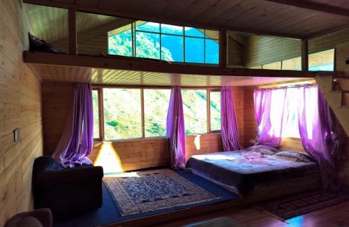Gunehr Hotel | Nature's Edge: Guest Rated 10/10 with Family & Pet Benefits