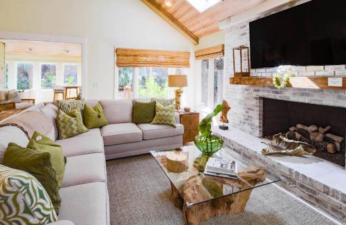 West Beach House | Discover Nature's Haven: Family-Friendly Retreat Awaits