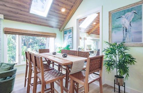 West Beach House | Discover Nature's Haven: Family-Friendly Retreat Awaits