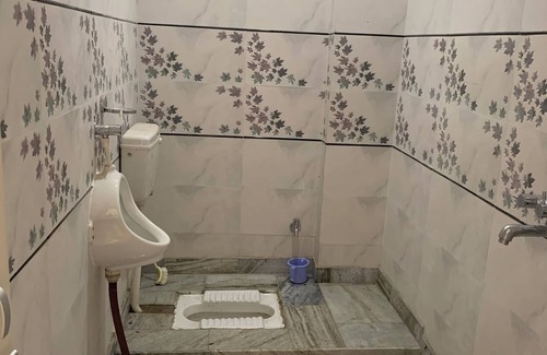 Varanasi Villa | Embrace Nature at Our Family-Friendly Retreat